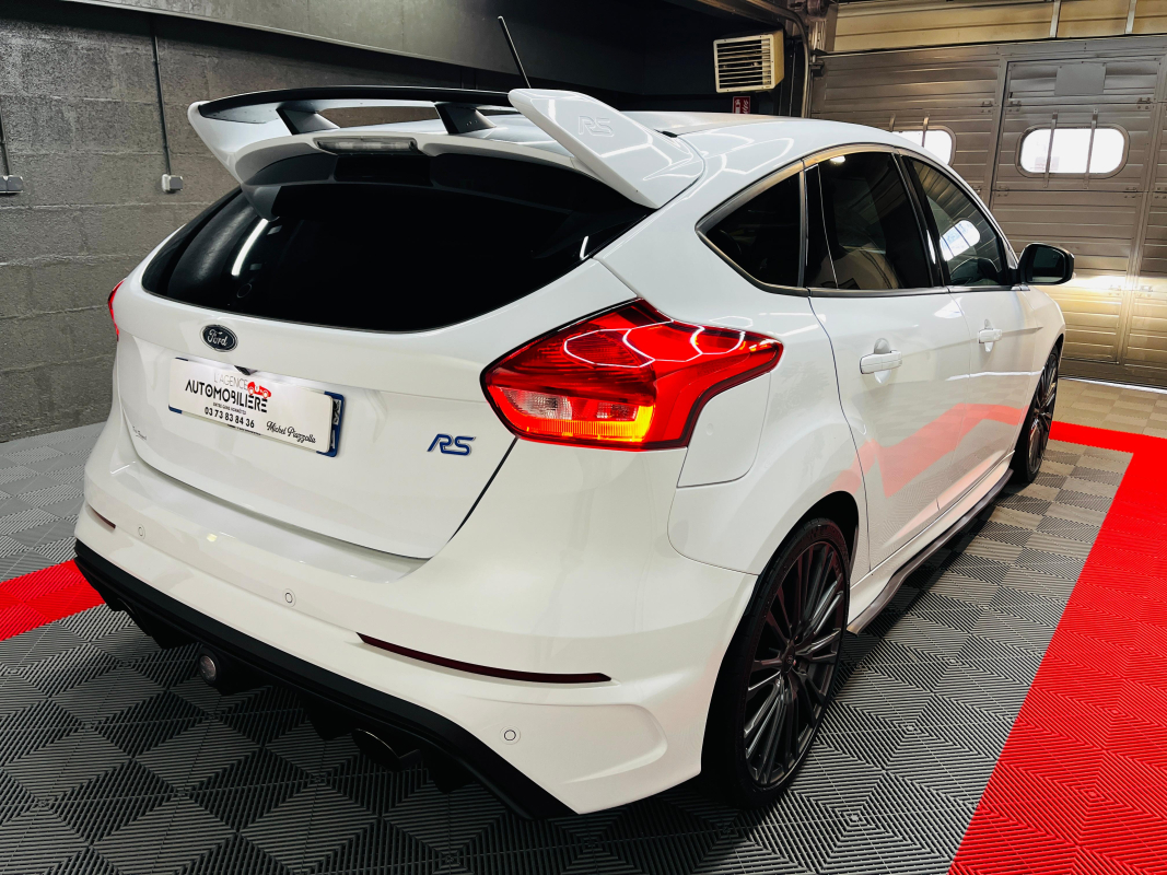 Ford Focus — 6