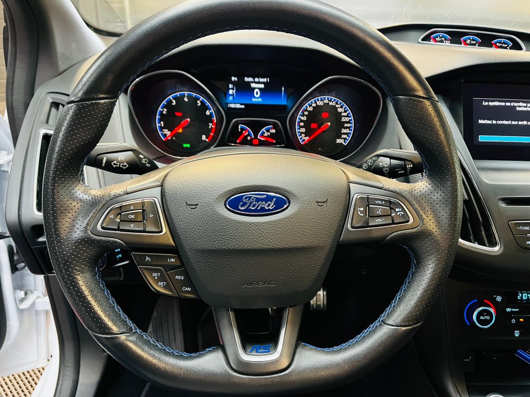 Ford Focus — 15