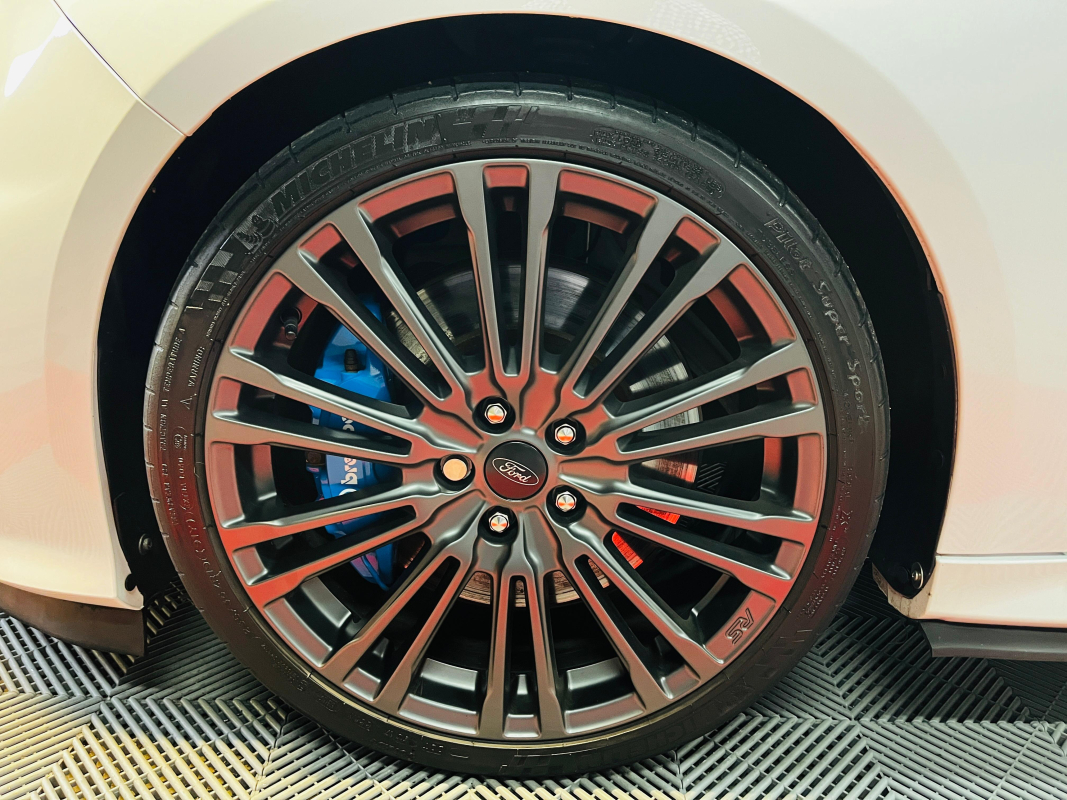 Ford Focus — 27