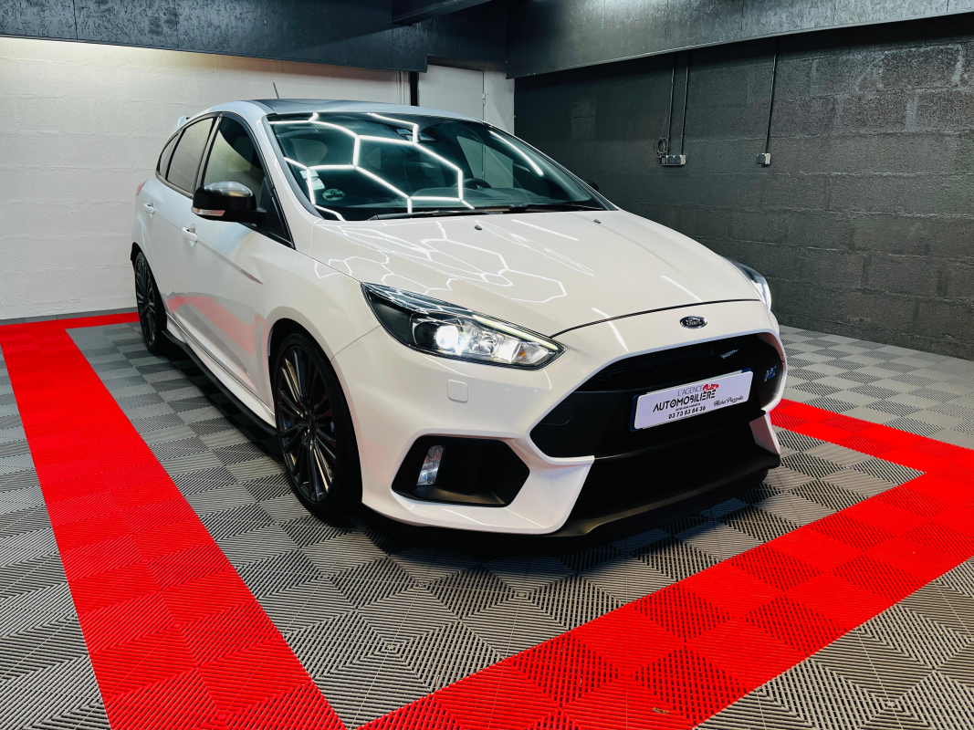 Ford Focus — 4