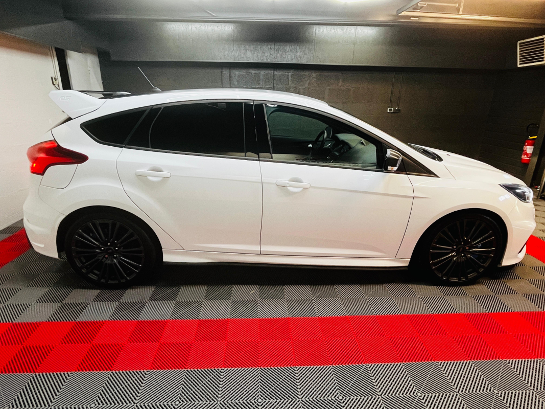Ford Focus — 5