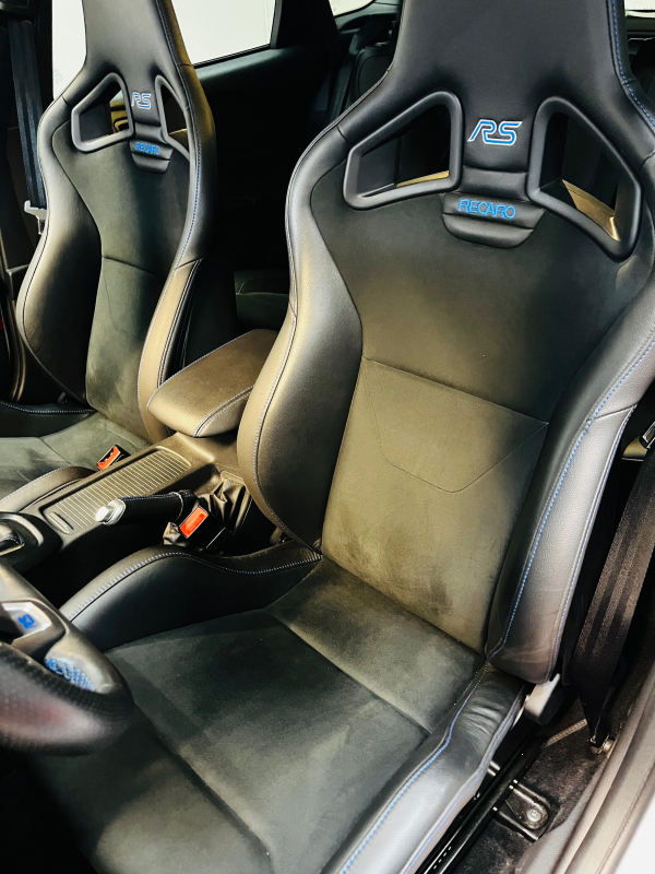 Ford Focus — 21