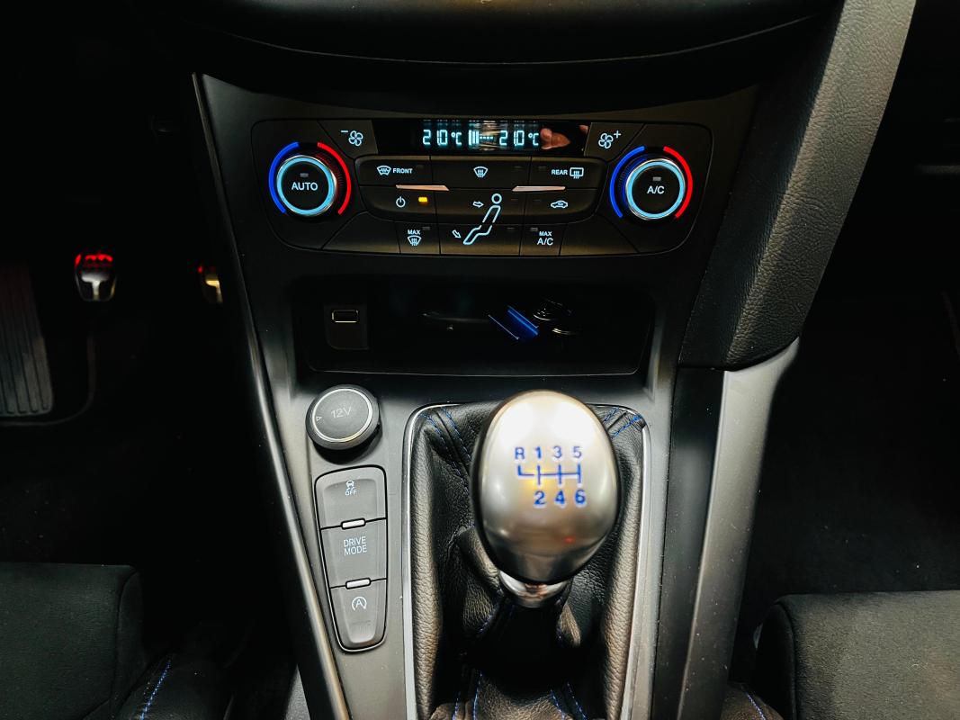Ford Focus — 22