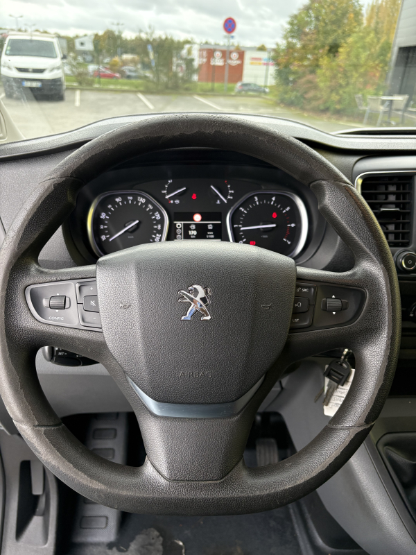 Peugeot Expert — 13