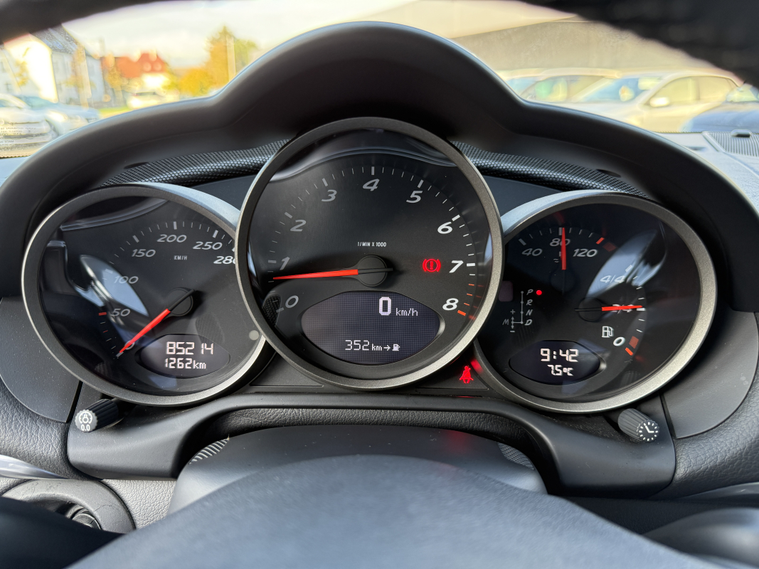 Porsche Cayman — 15
