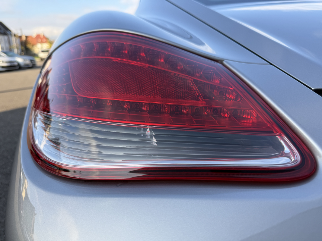Porsche Cayman — 26