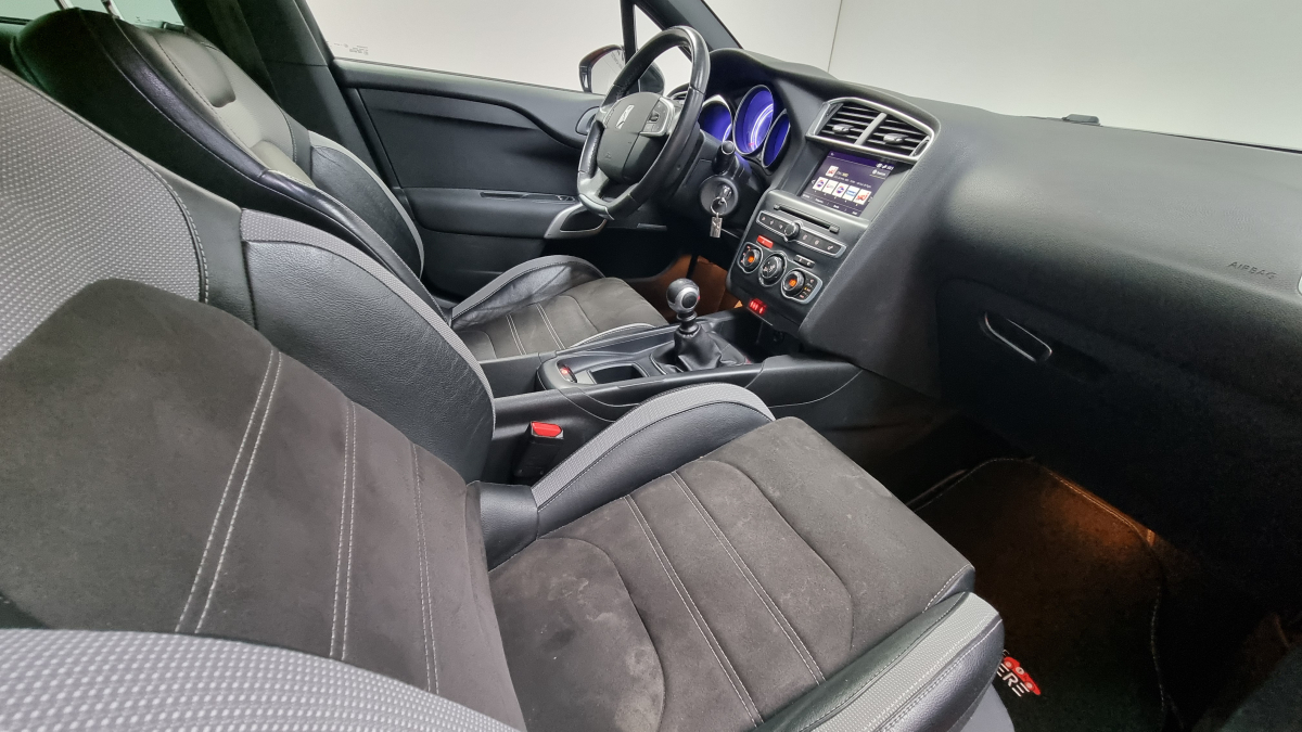 Citroen DS4 Crossback — 13