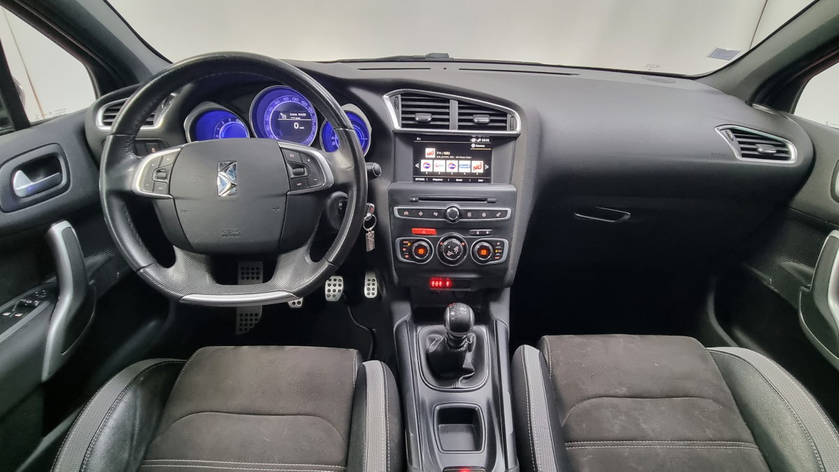 Citroen DS4 Crossback — 17