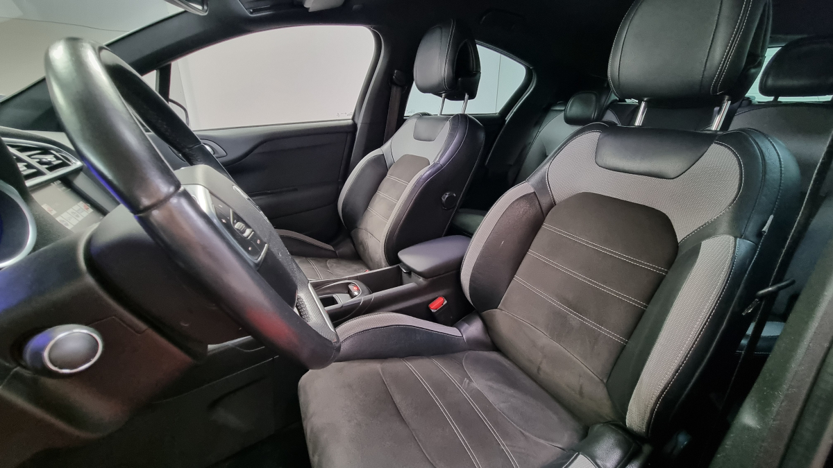 Citroen DS4 Crossback — 12