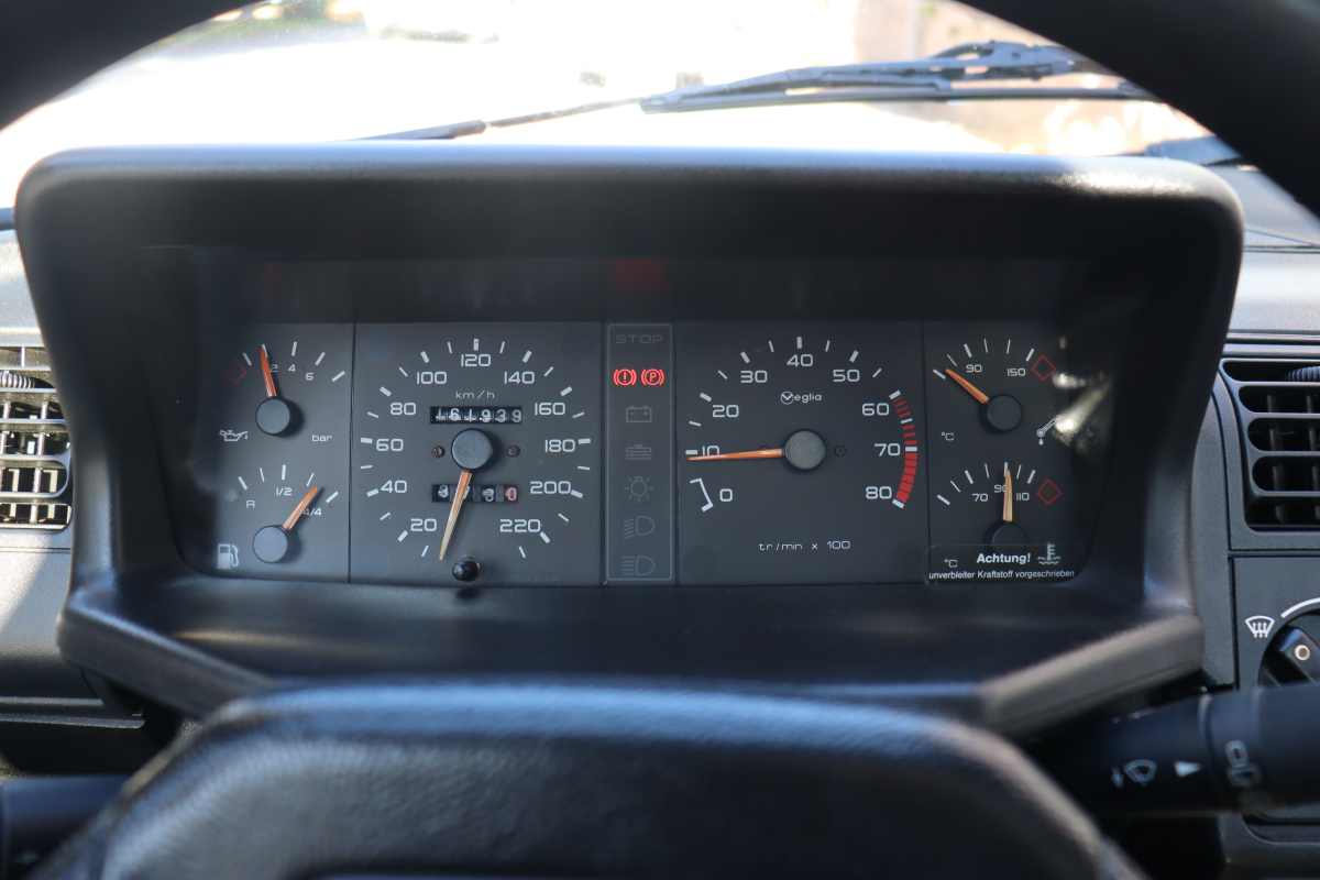 Peugeot 205 — 25