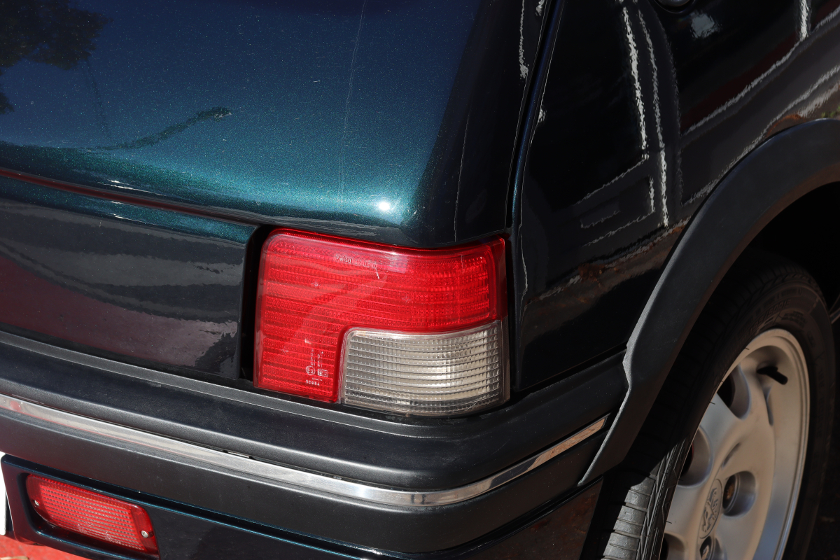 Peugeot 205 — 37