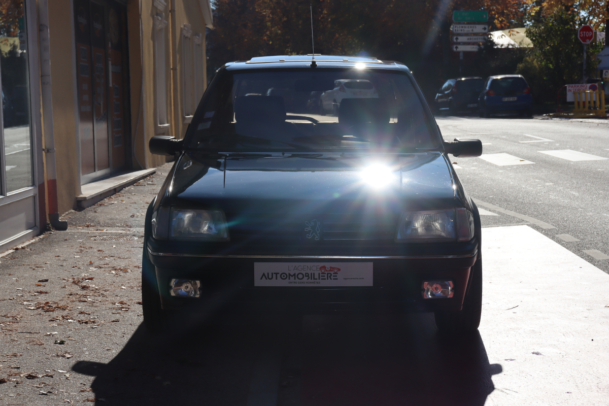 Peugeot 205 — 7