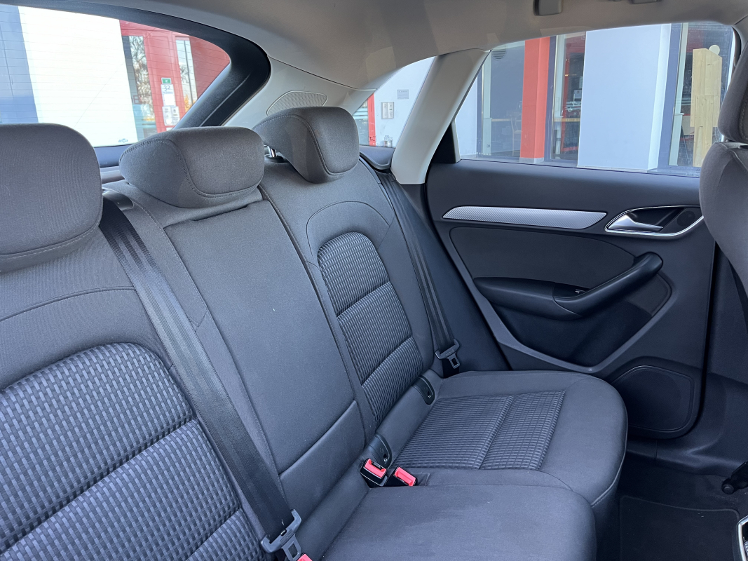 Audi Q3 — 13