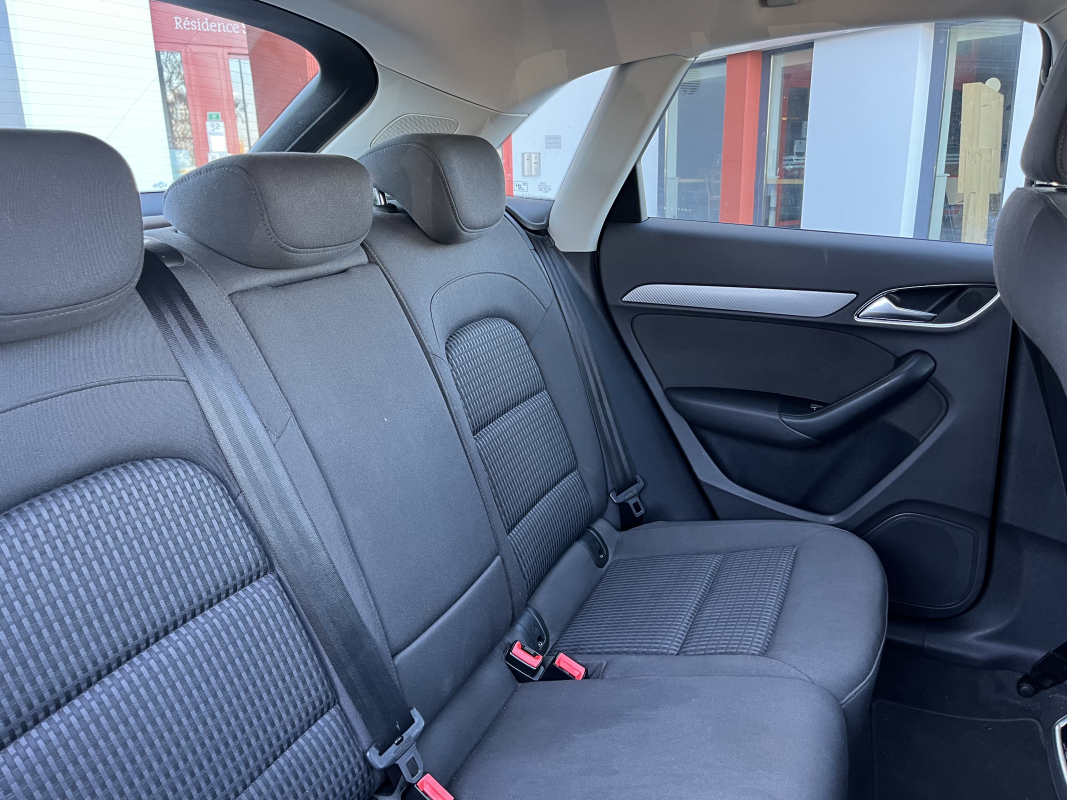 Audi Q3 — 14