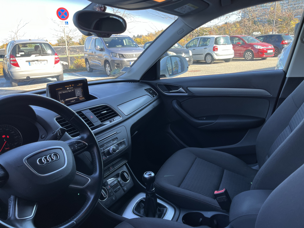 Audi Q3 — 22