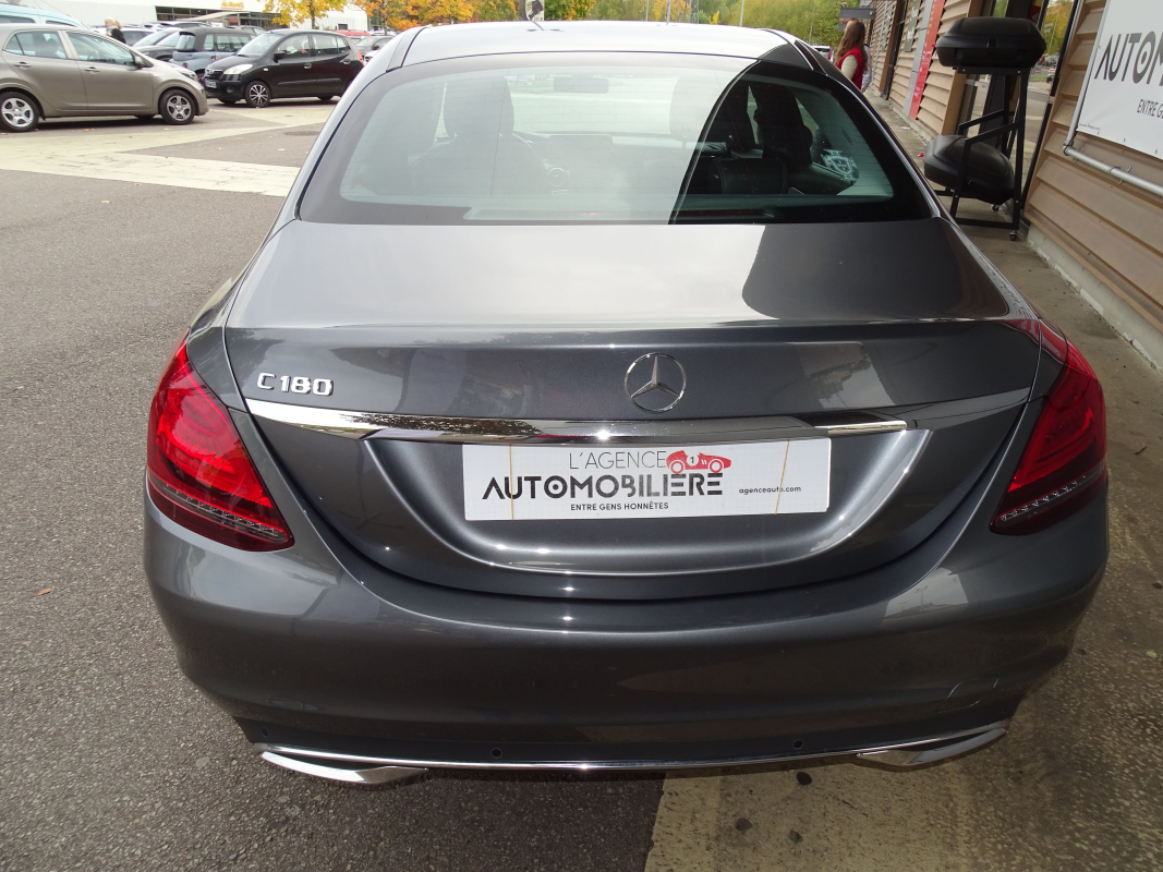 Mercedes Classe C — 8