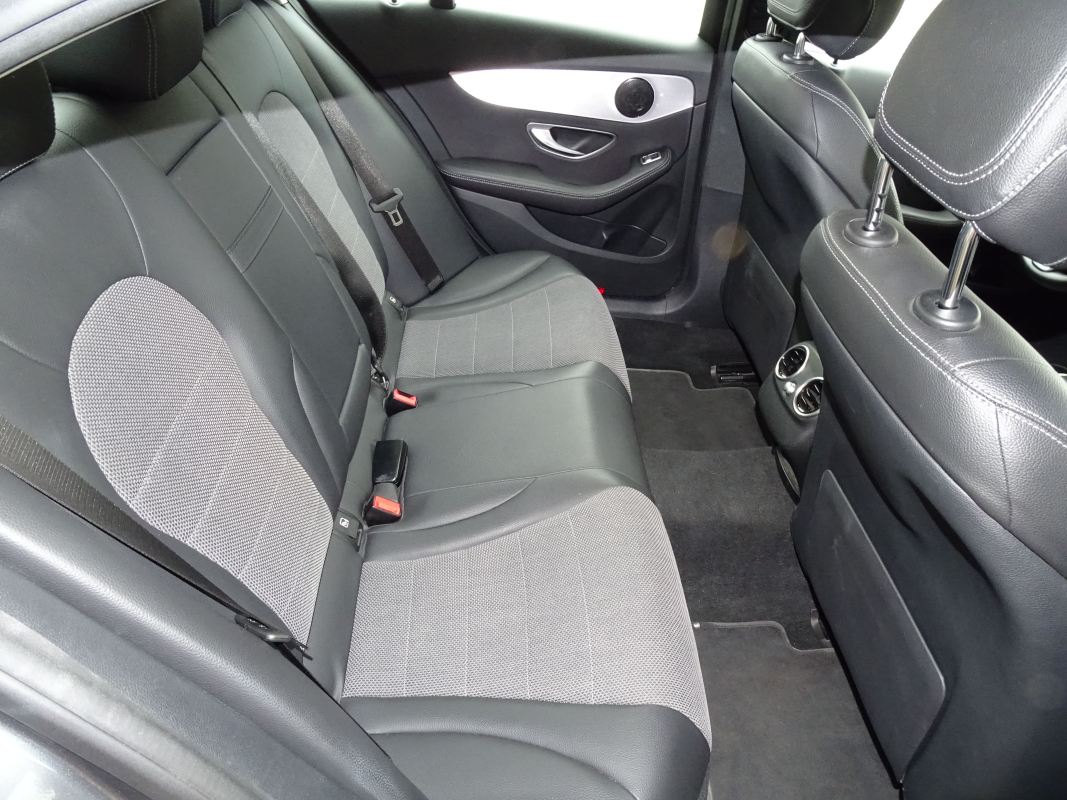 Mercedes Classe C — 25