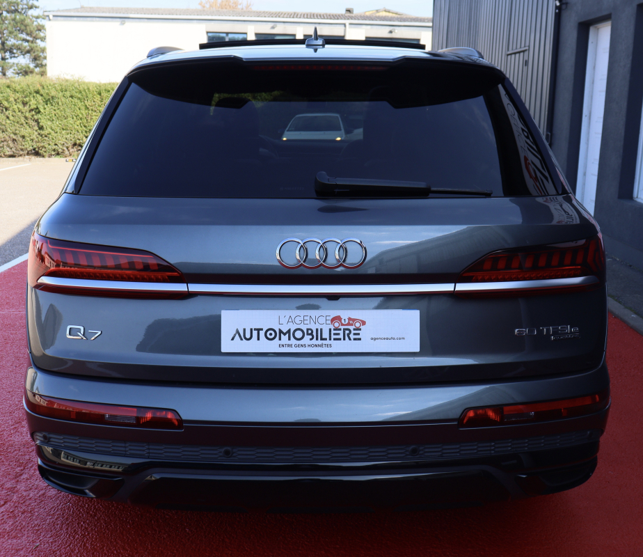 Audi Q7 — 6