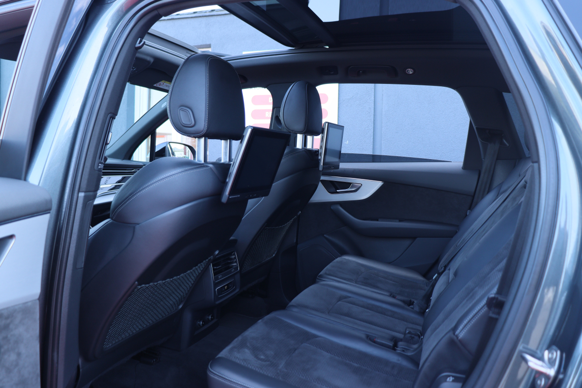Audi Q7 — 18