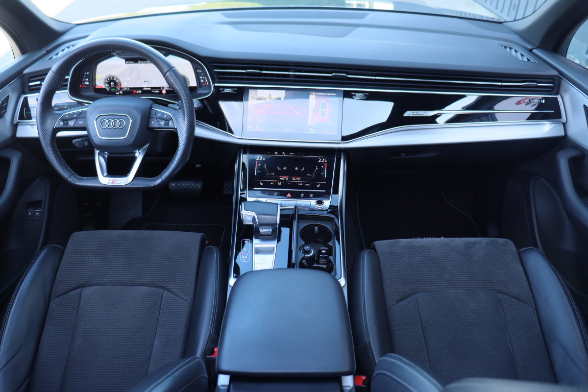 Audi Q7 — 11
