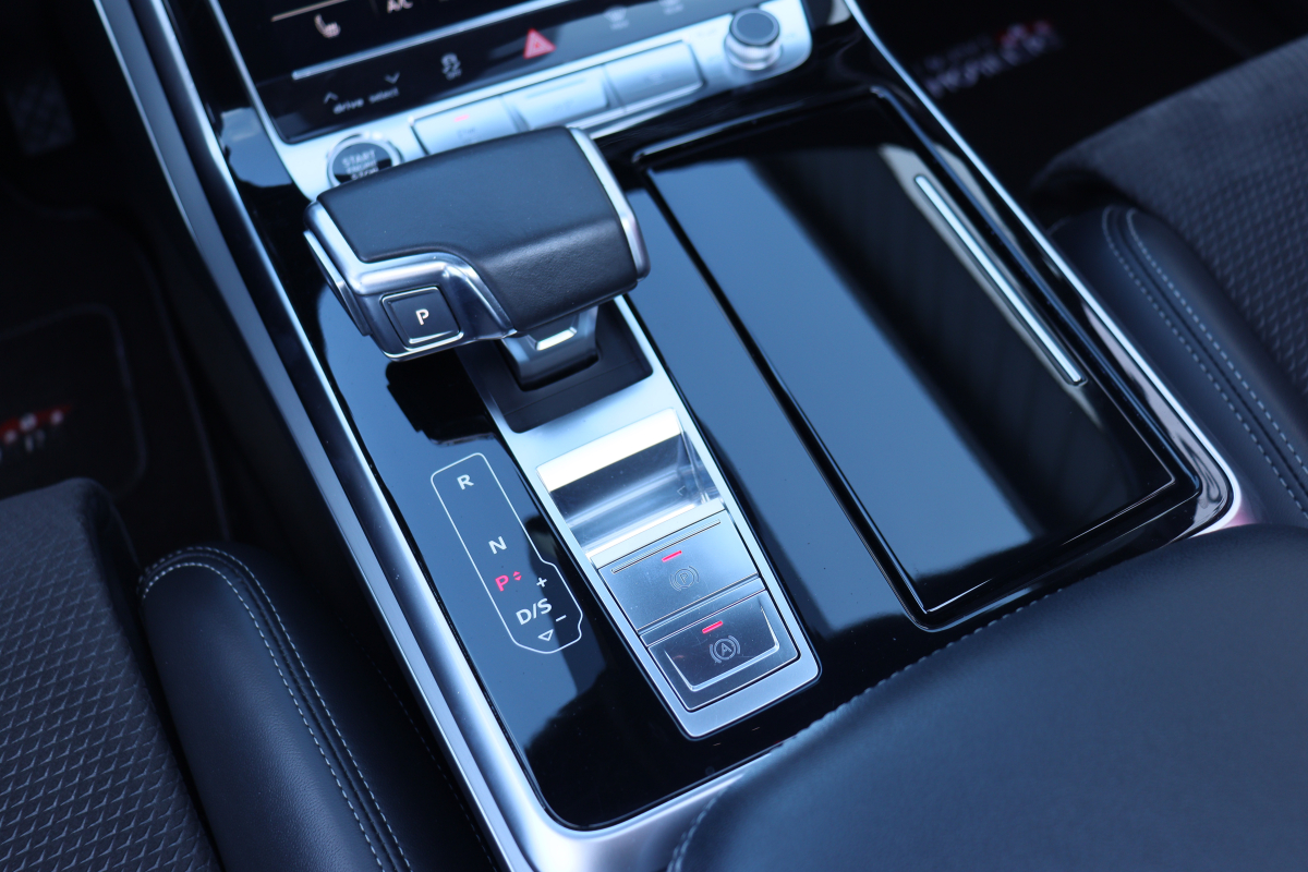 Audi Q7 — 14