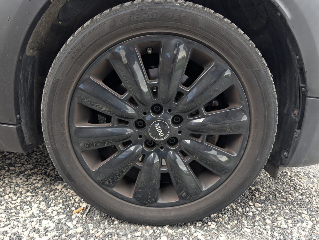 Mini Countryman — 19