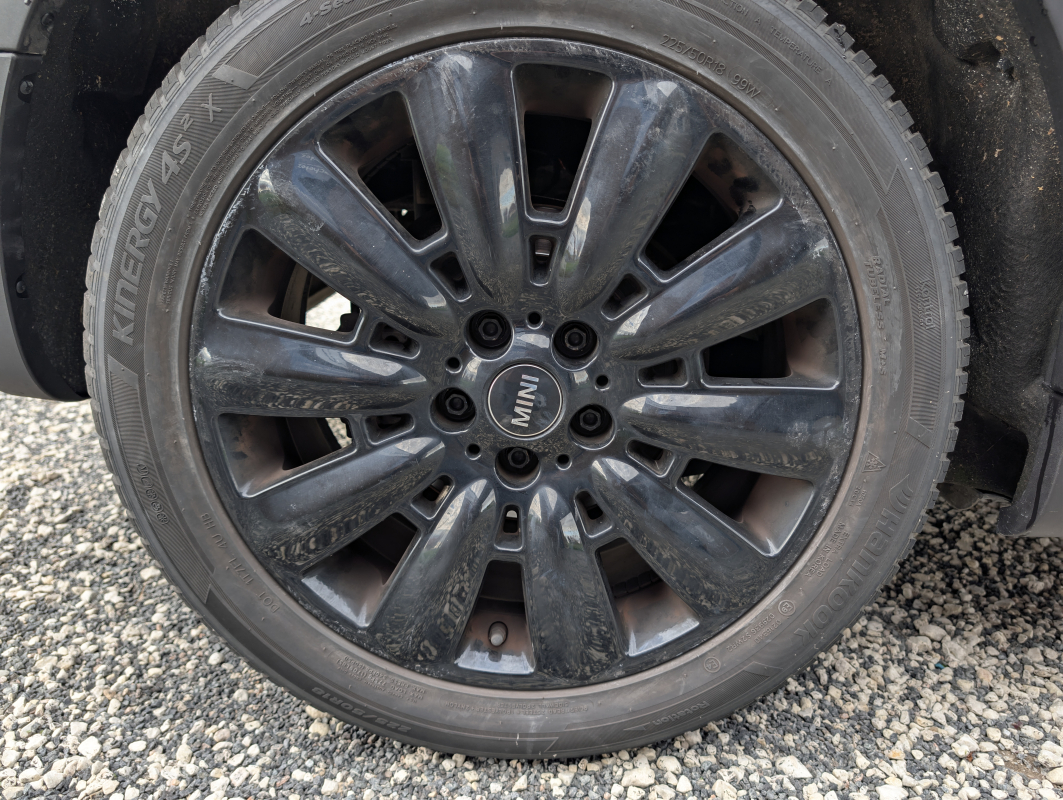 Mini Countryman — 20