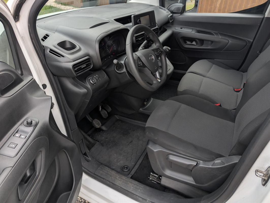 Opel Combo Life — 9