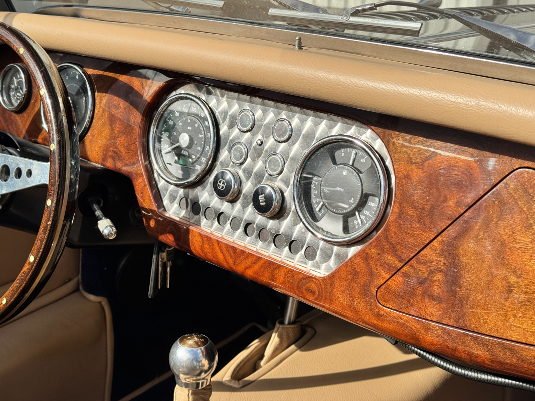 Morgan V6 — 16