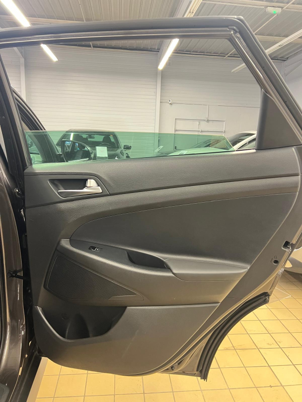 Hyundai Tucson — 30