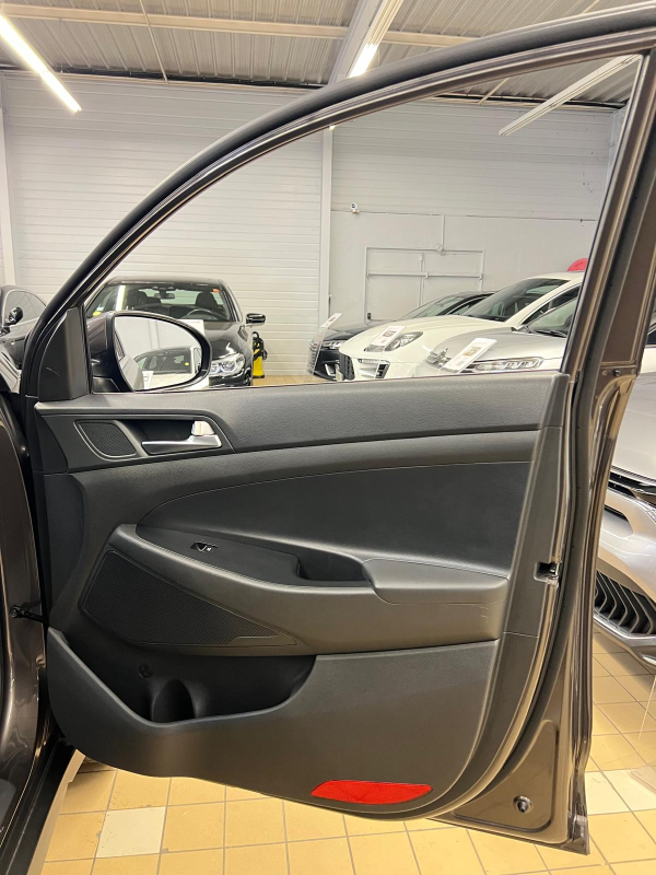 Hyundai Tucson — 31
