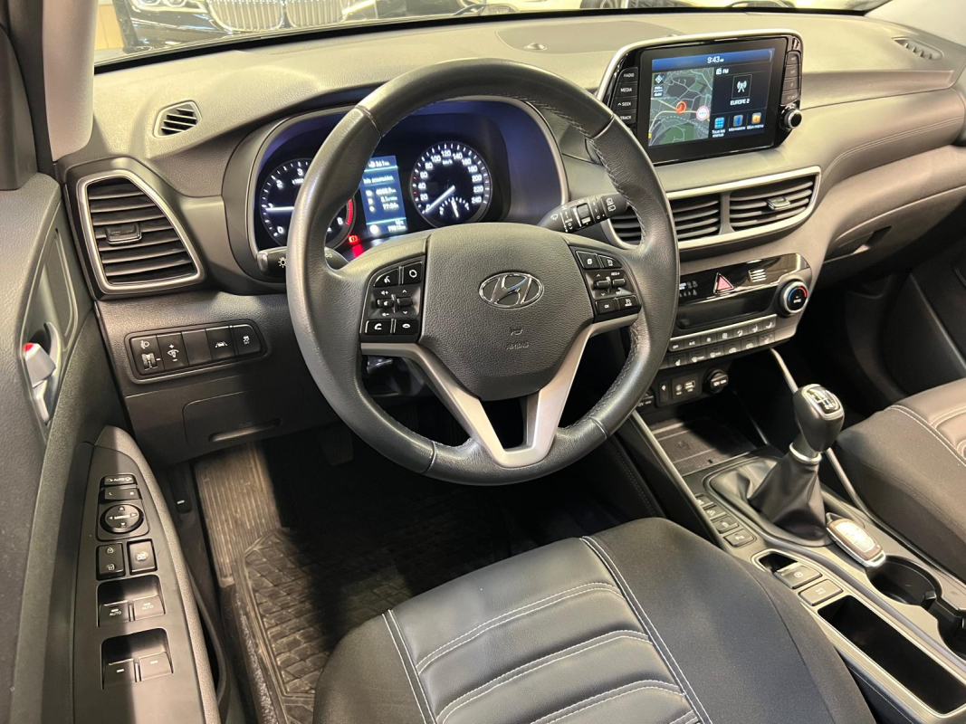 Hyundai Tucson — 10