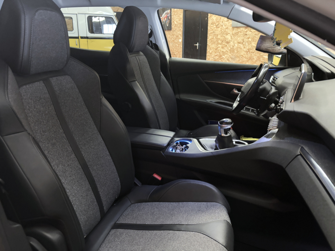 Peugeot 3008 — 11