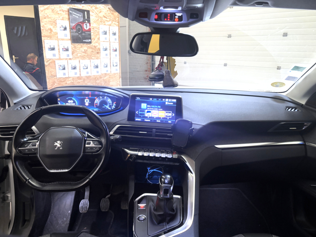 Peugeot 3008 — 20