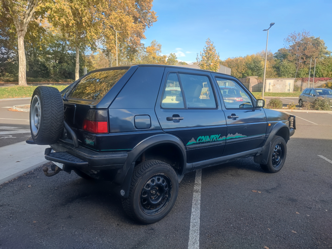 Volkswagen Golf — 5