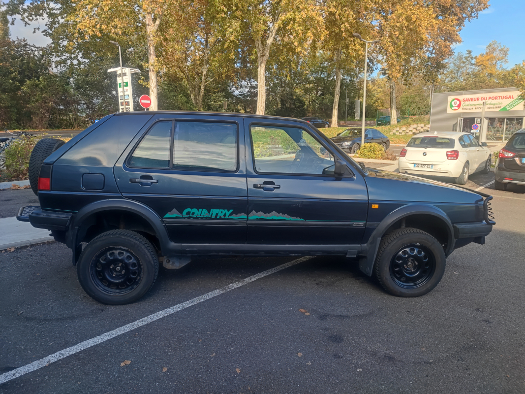 Volkswagen Golf — 6