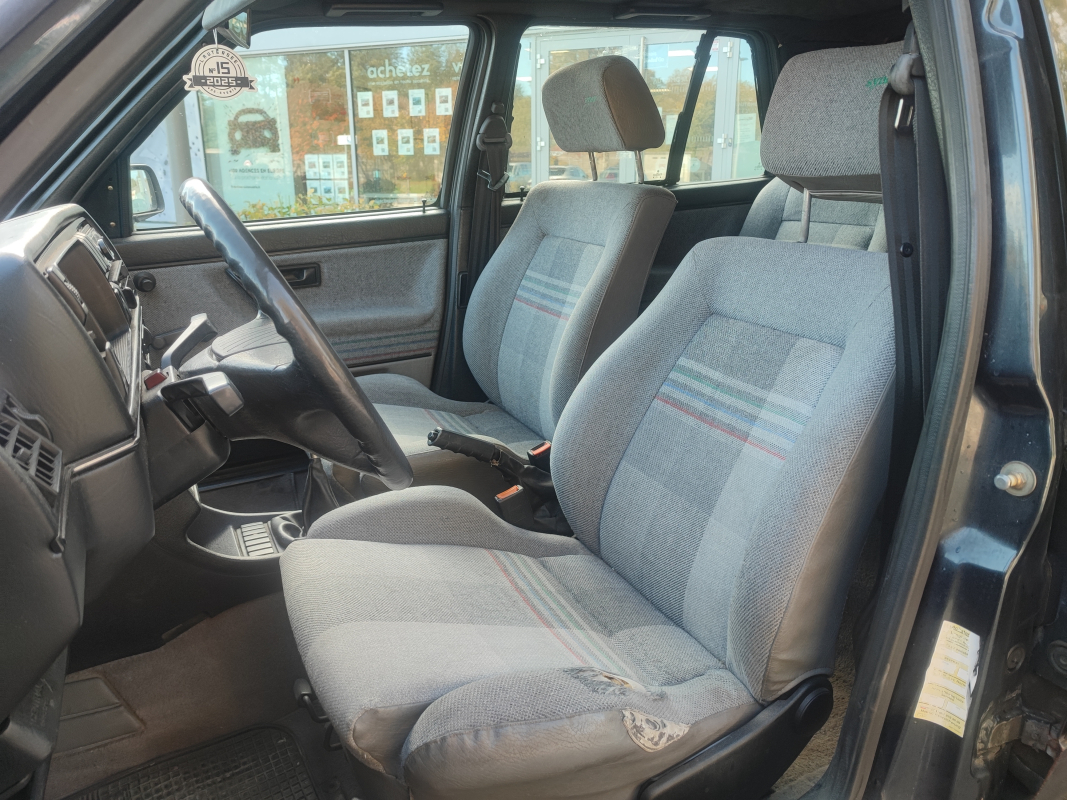 Volkswagen Golf — 9