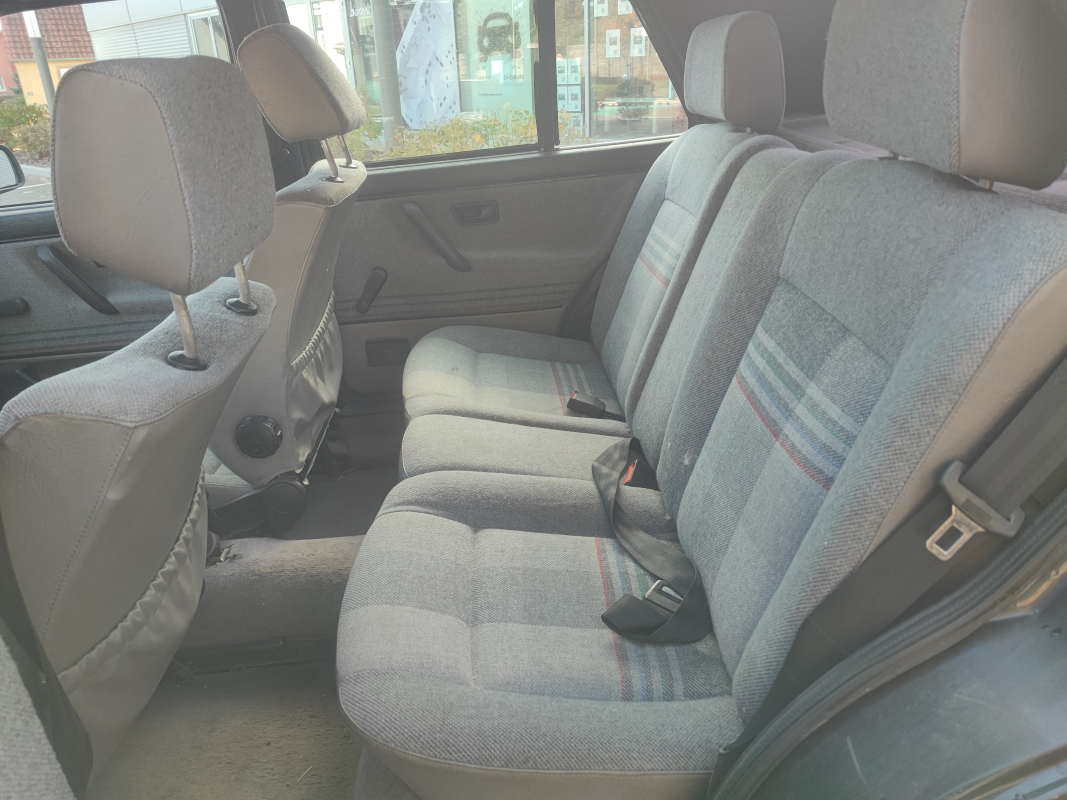 Volkswagen Golf — 20