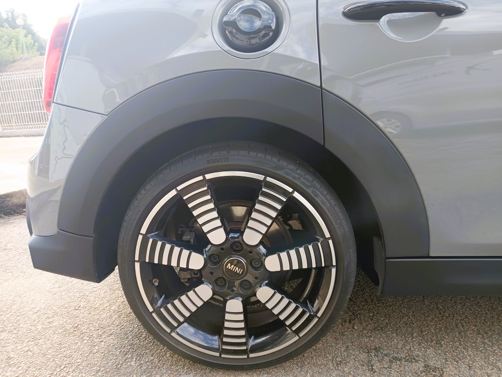 Mini Cooper — 8