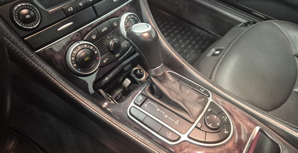 Mercedes SL — 14