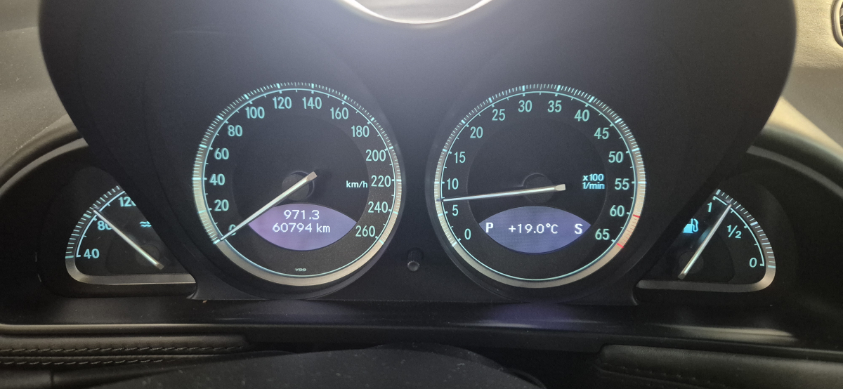 Mercedes SL — 15