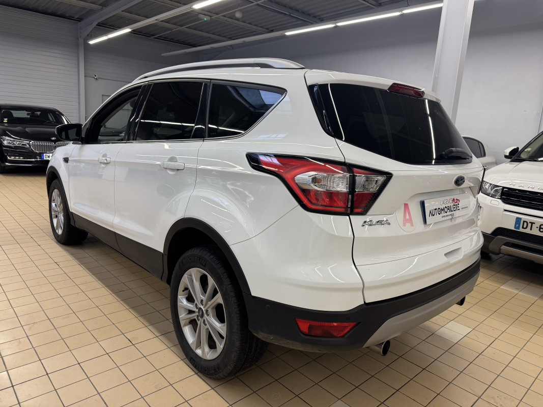 Ford Kuga — 8