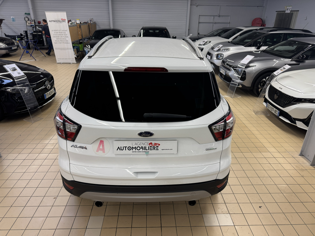 Ford Kuga — 25