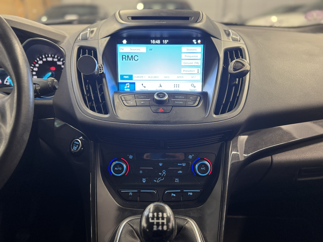 Ford Kuga — 15
