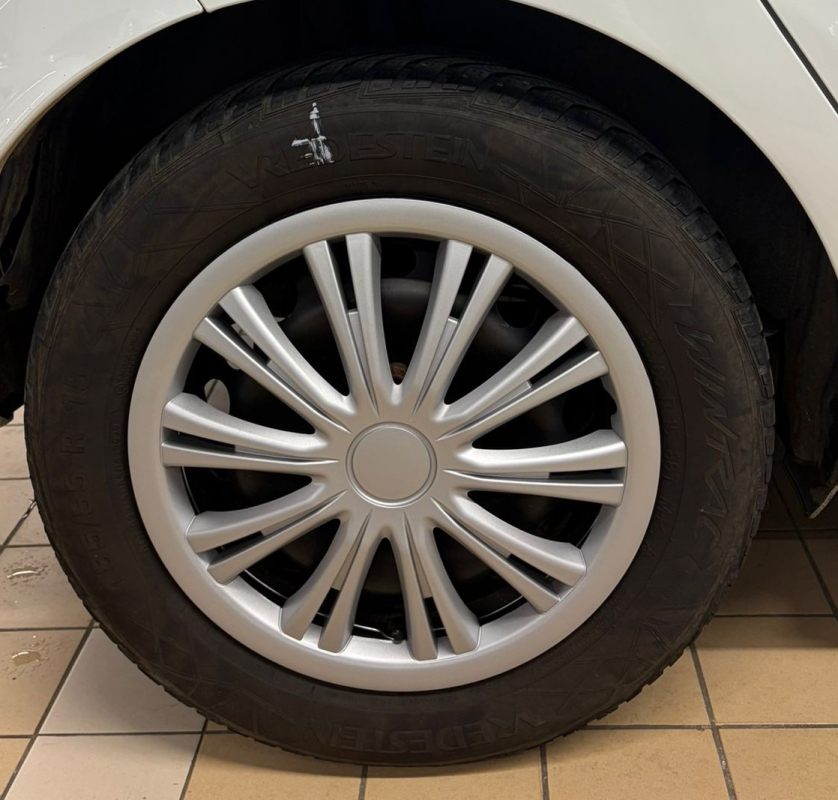 Renault Clio — 25
