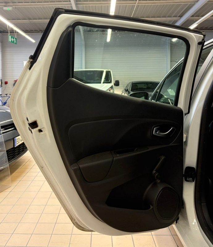Renault Clio — 30