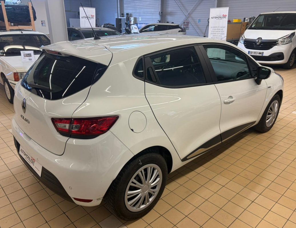 Renault Clio — 8