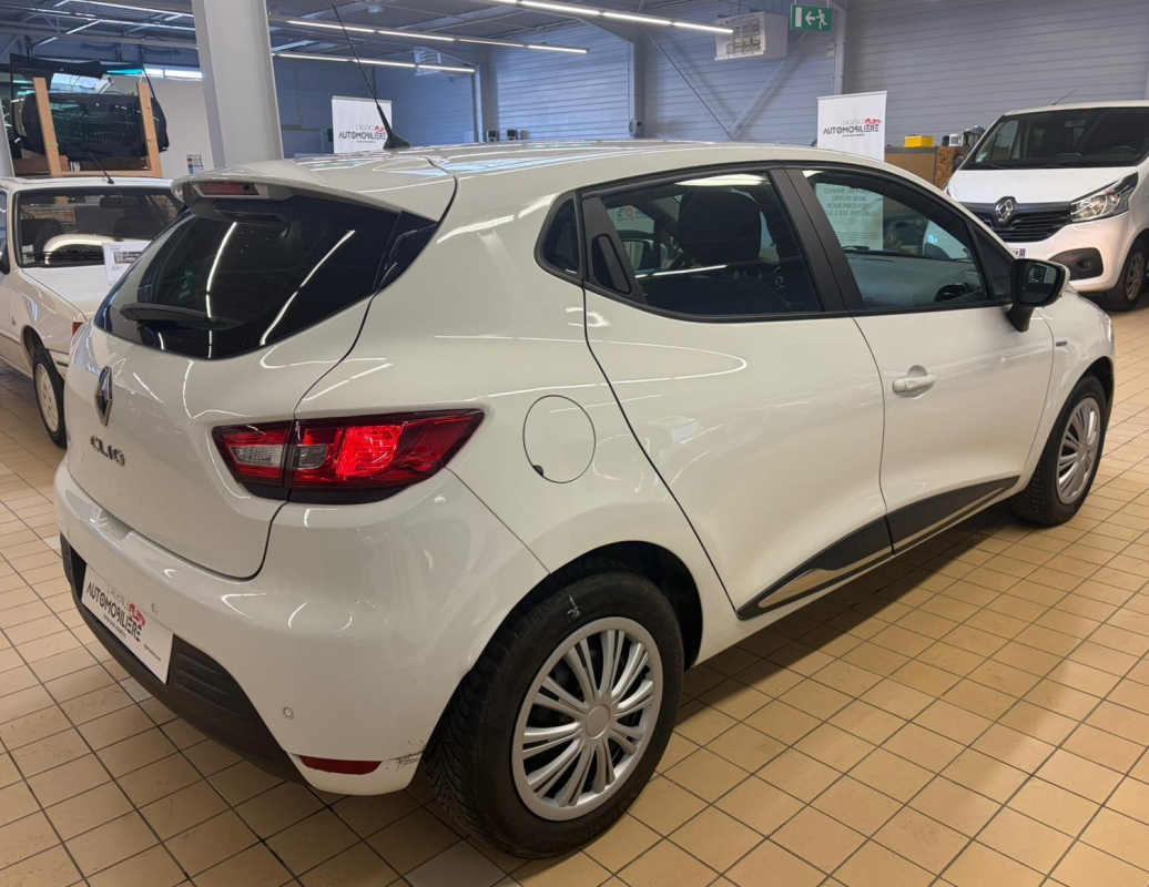 Renault Clio — 7