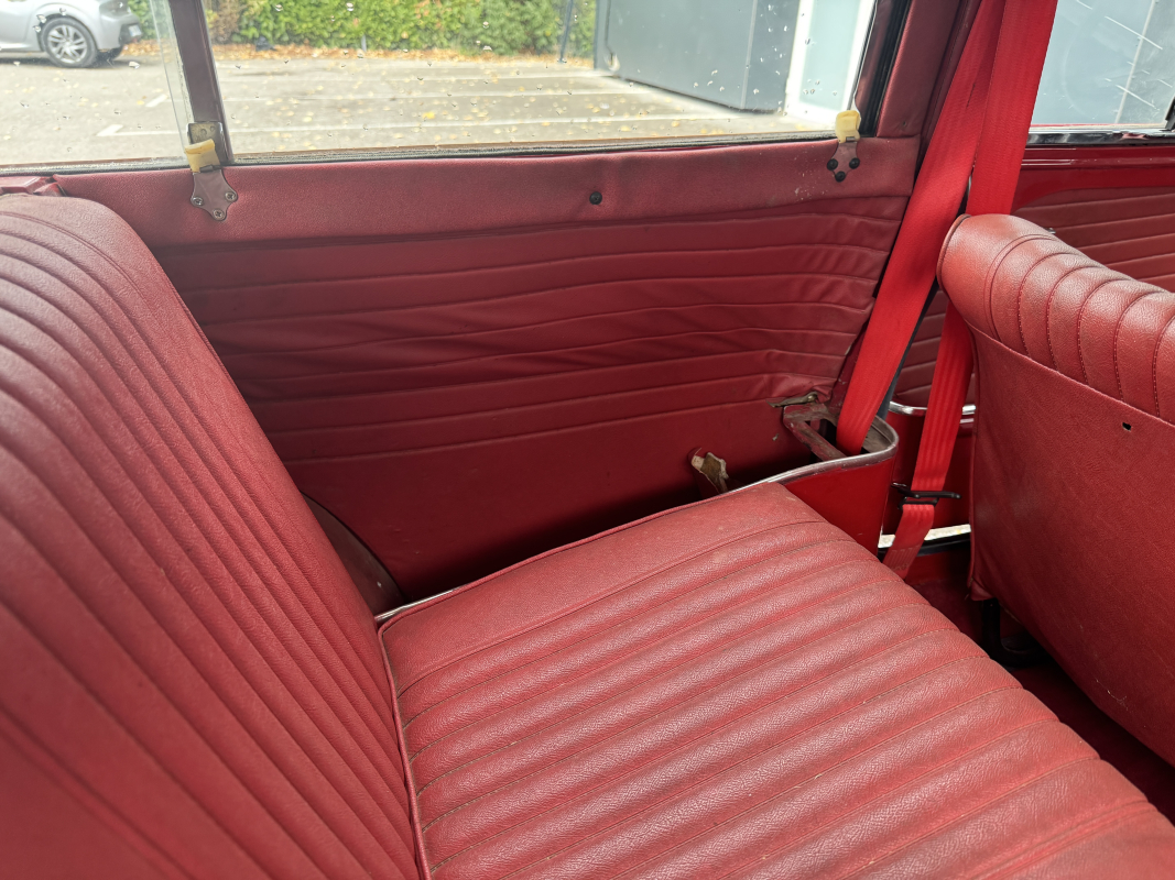 Morris Mini 1100 — 16