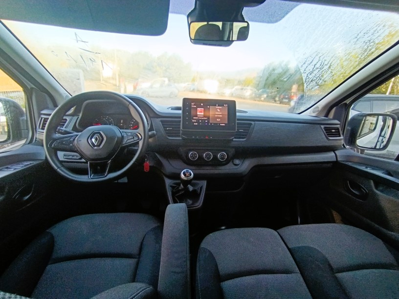 Renault Trafic — 9
